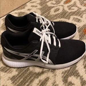 ASICS GEL- Torrance 2 Running Sneaker Size 8